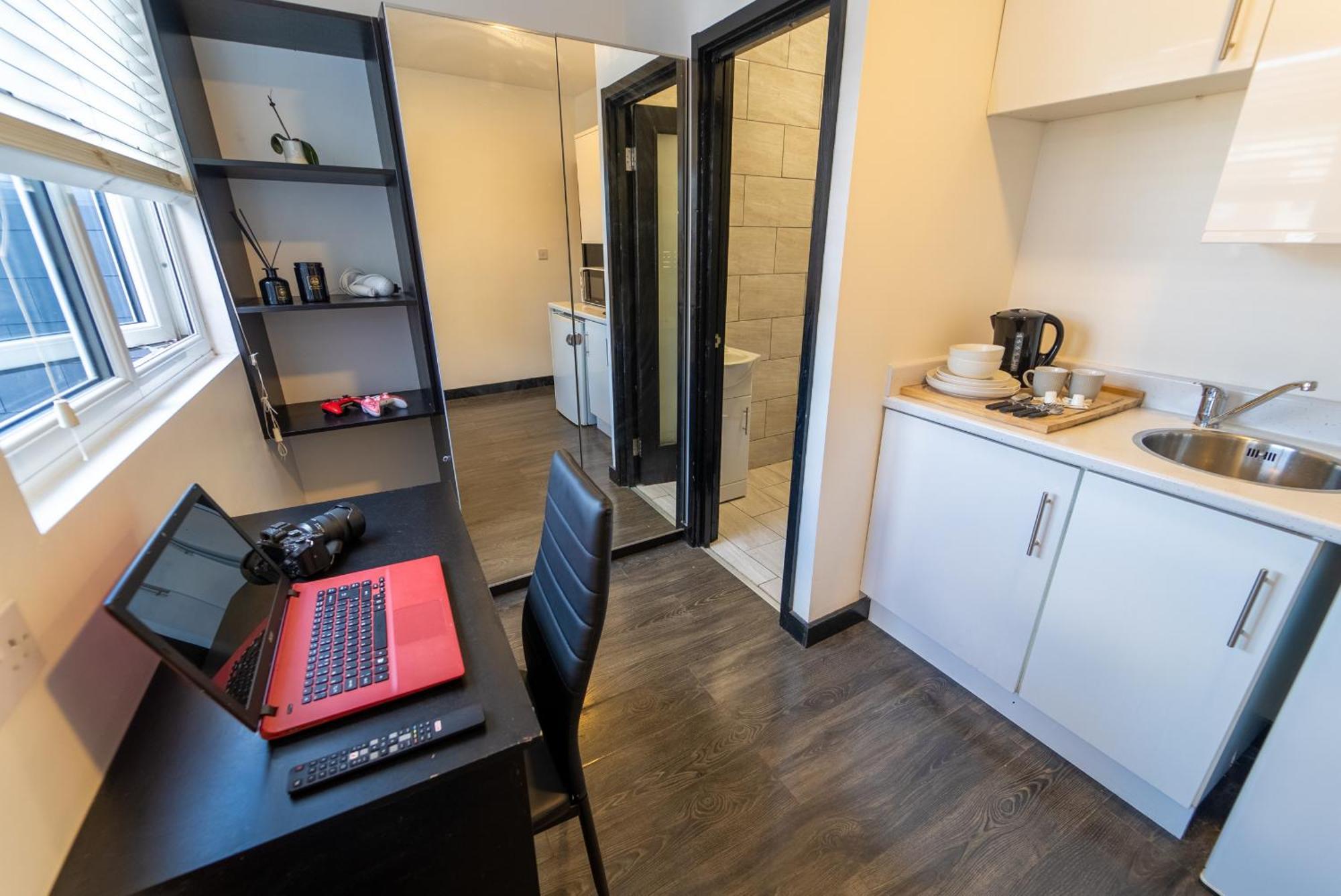 Stay Sa Equipped Studios Next To Uob And Qe! Birmingham Rum bild